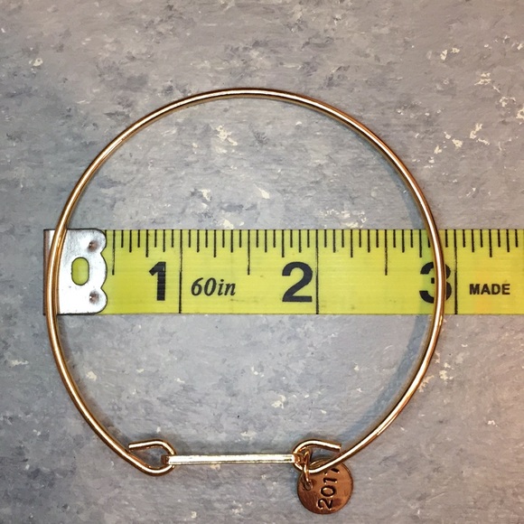 💜2 FOR $15💜 Gold bracelet NWOT - Picture 4 of 5